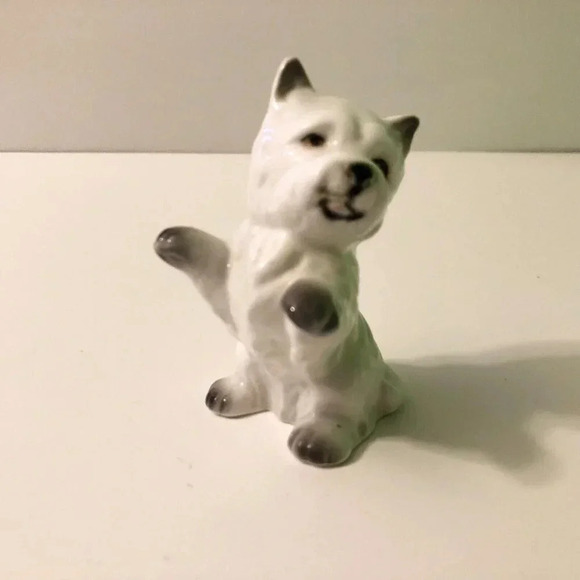 Vintage Miniature Scottish Terrier Dog Puppy Dog Figurine Bone China Taiwan - Picture 5 of 9